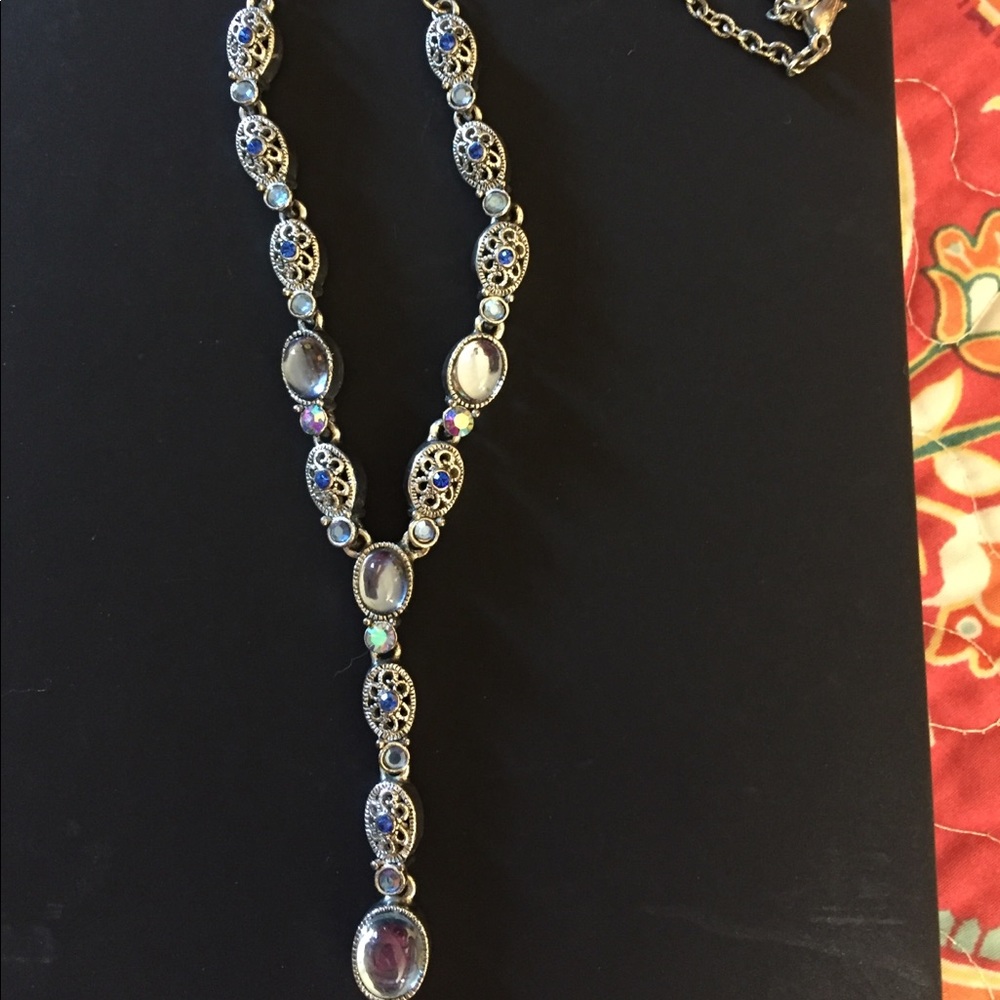 Avon y necklace vintage